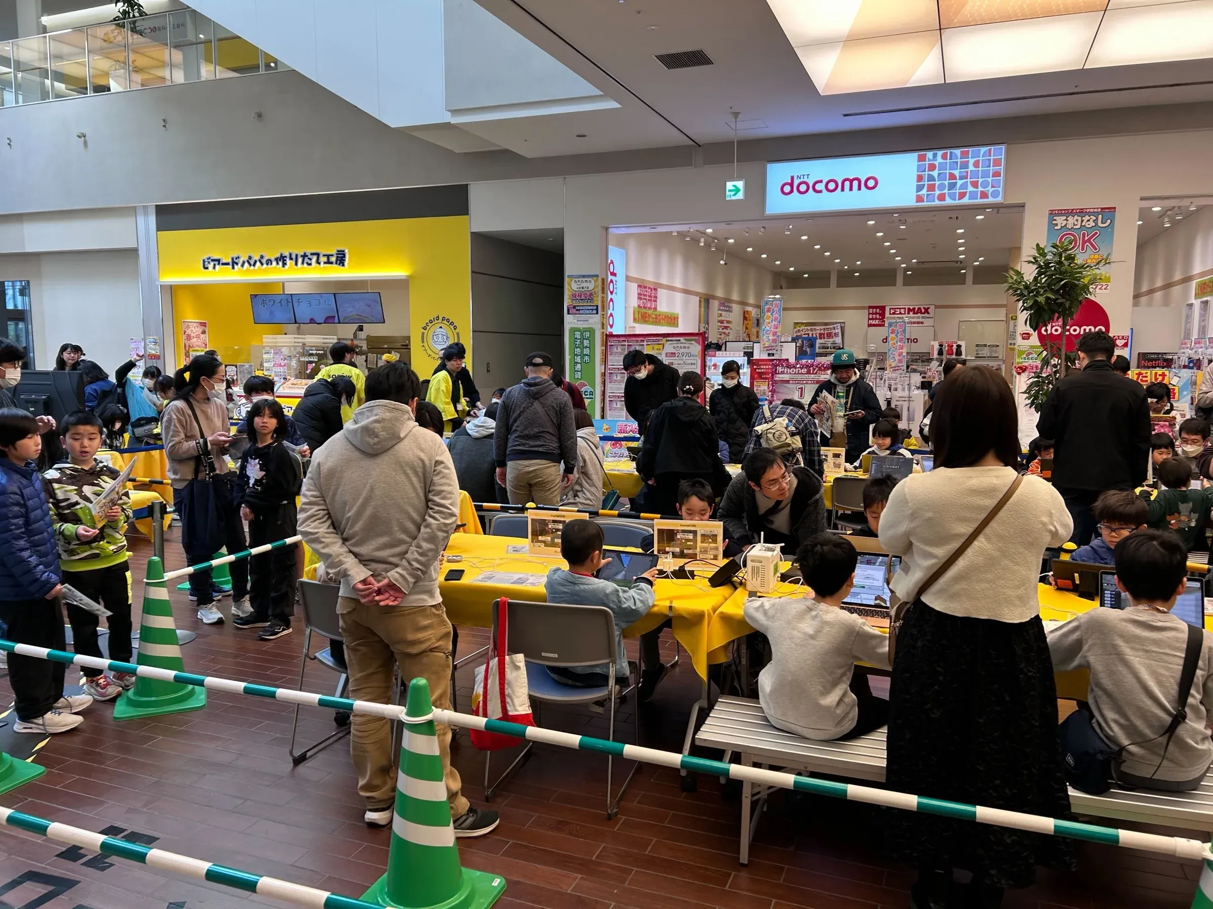 スマーク伊勢崎でのSOZOWフェス会場の様子